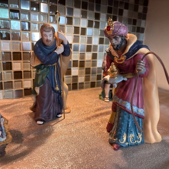 Regal Nativity Scene Figurines